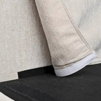 Divano a 4 posti in tessuto beige con pouf mobile
