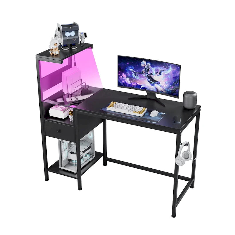 Computerbureau met stopcontact en opbergplanken