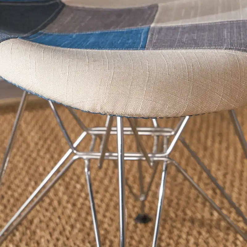Sedia da pranzo in tessuto patchwork multicolore/blu-grigio, base Eiffel, set da 2