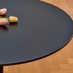 Tavolo da Pranzo Rotondo Bianco/Nero, Base Tulip, 2-4 Posti