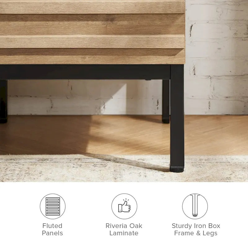 Scrivania direzionale individuale in rovere con mobili contenitori, pannello scanalato, stile industriale